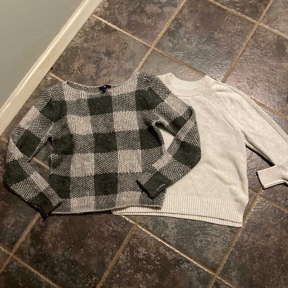 Gap Solid Gray And Gray Plaid Sweater Set. Women’… - image 1